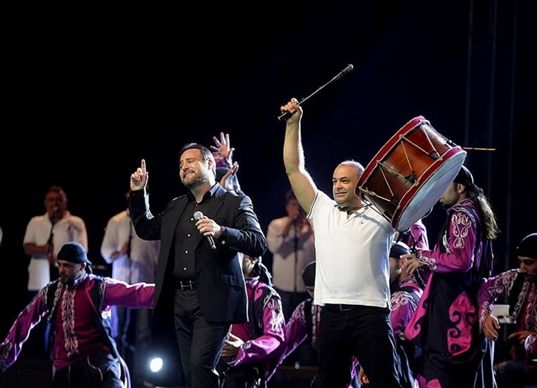 Assi El Hallani at Kobayat Festival